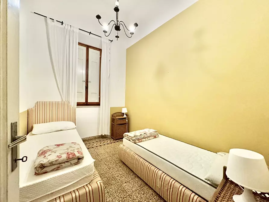 Immagine 53 di Casa indipendente in affitto  a Pietrasanta