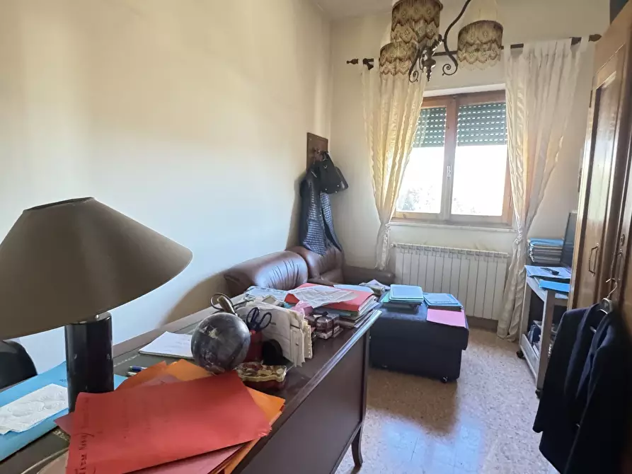 Immagine 40 di Quadrilocale in vendita  a Pietrasanta