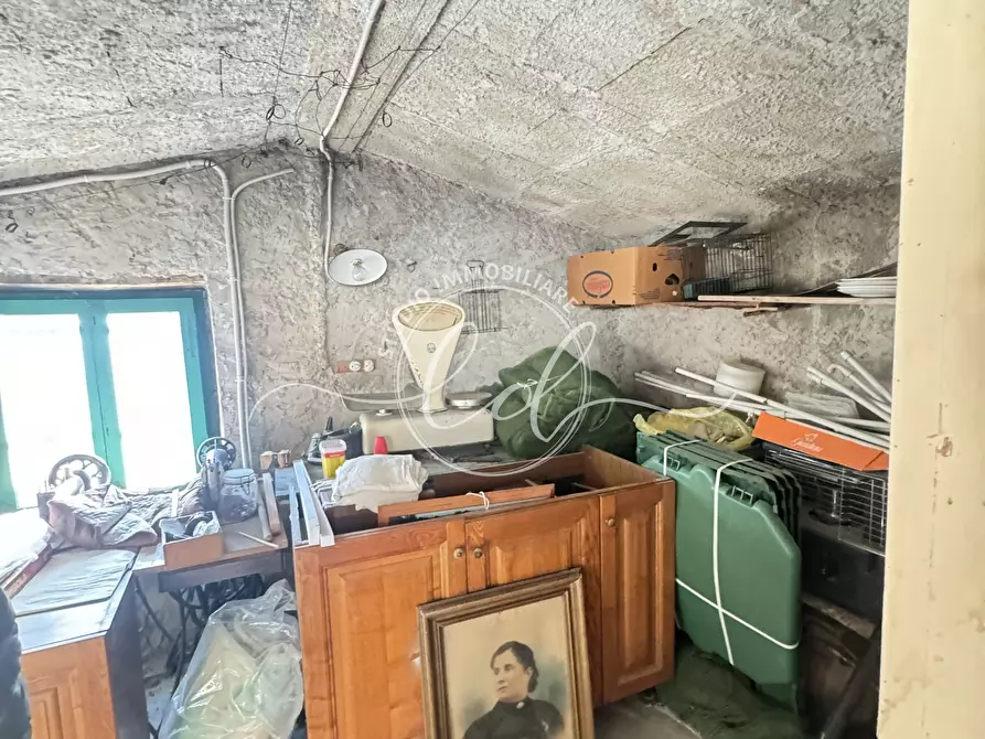 Immagine 6 di Porzione di casa in vendita  a Pietrasanta