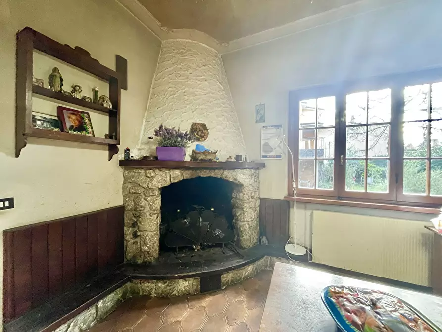 Immagine 10 di Casa indipendente in vendita  a Camaiore