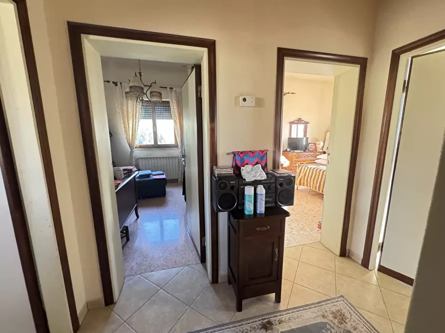 Immagine 24 di Quadrilocale in vendita  a Pietrasanta