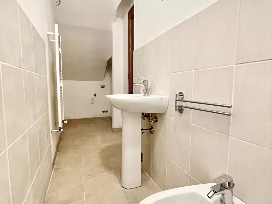 Immagine 26 di Quadrilocale in vendita  a Pietrasanta