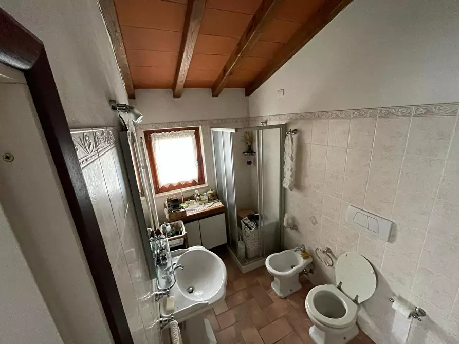 Immagine 49 di Casa indipendente in vendita  a Pietrasanta