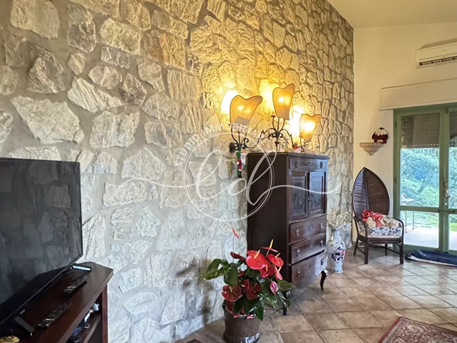 Immagine 41 di Casa indipendente in vendita  a Massarosa