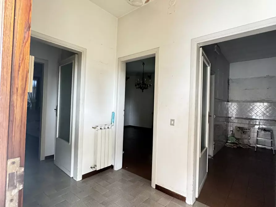 Immagine 23 di Rustico / casale in vendita  a Pietrasanta