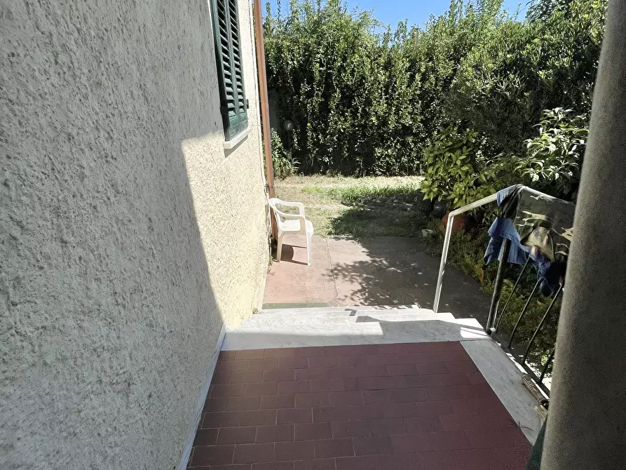 Immagine 7 di Casa indipendente in vendita  a Pietrasanta