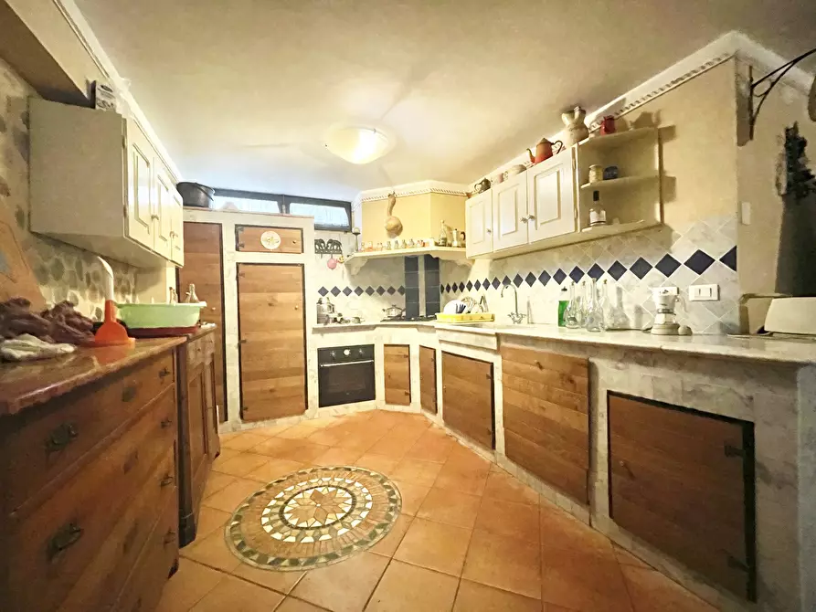 Immagine 39 di Casa indipendente in vendita  a Massarosa