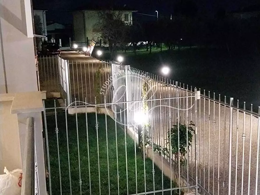 Immagine 5 di Porzione di casa in vendita  a Camaiore