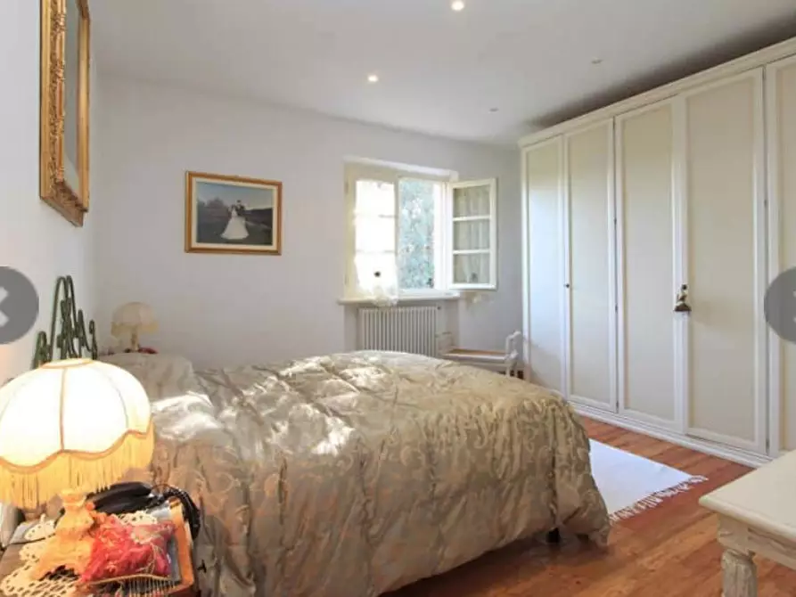 Immagine 38 di Casa indipendente in affitto  a Pietrasanta