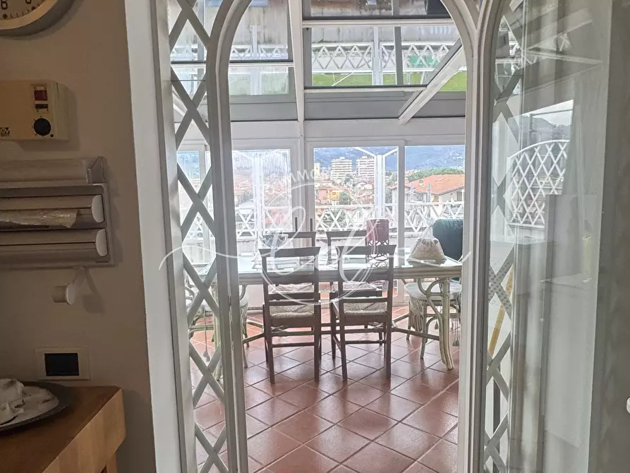 Immagine 13 di Attico in vendita  a Seravezza