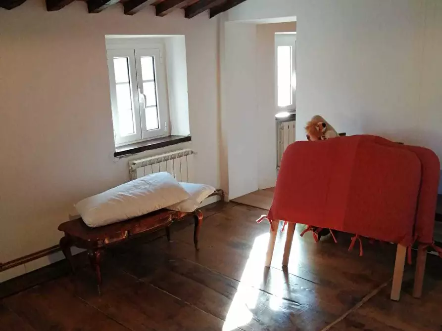 Immagine 48 di Porzione di casa in vendita  a Seravezza