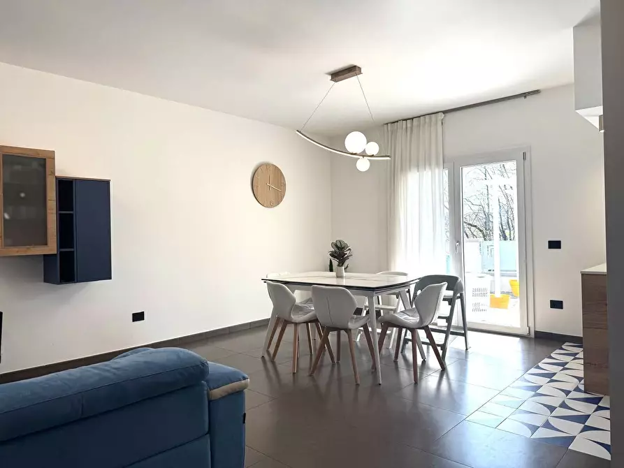 Immagine 2 di Villa in vendita  in Via Tommaso Landolfi a Frosinone