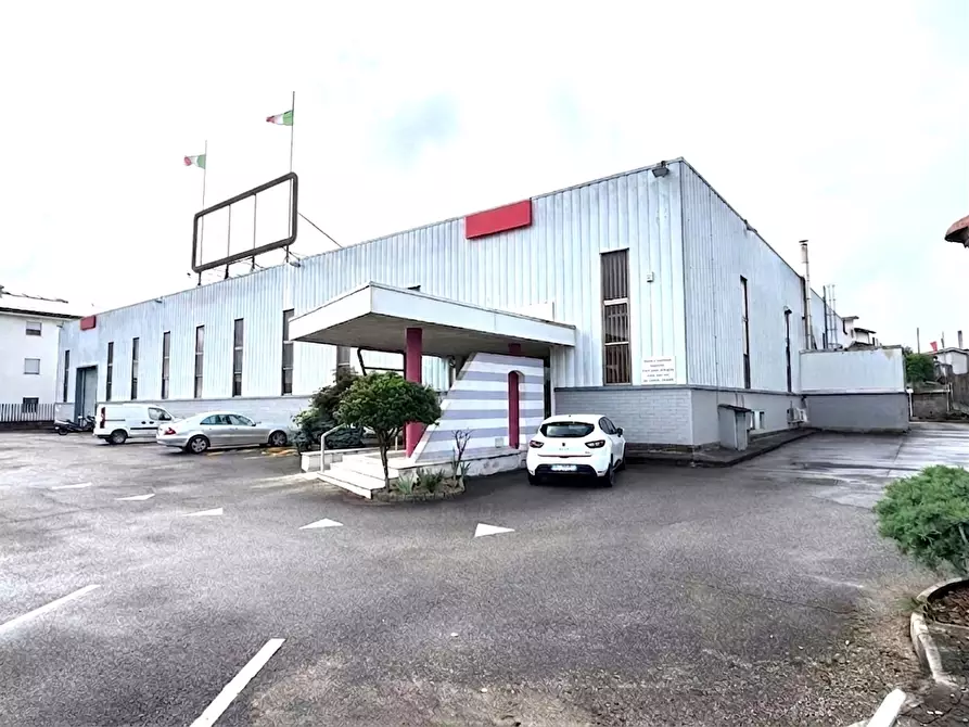 Immagine 1 di Capannone industriale in vendita  in Via Aldo Moro a Valmontone