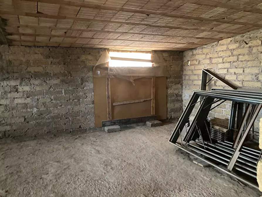 Immagine 13 di Quadrilocale in vendita  in Via De Pretis 28 a Guidonia Montecelio