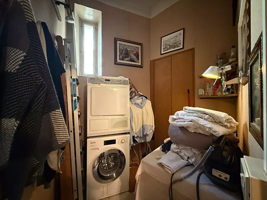 Immagine 22 di Trilocale in vendita  in Via Salaria 126 a Roma