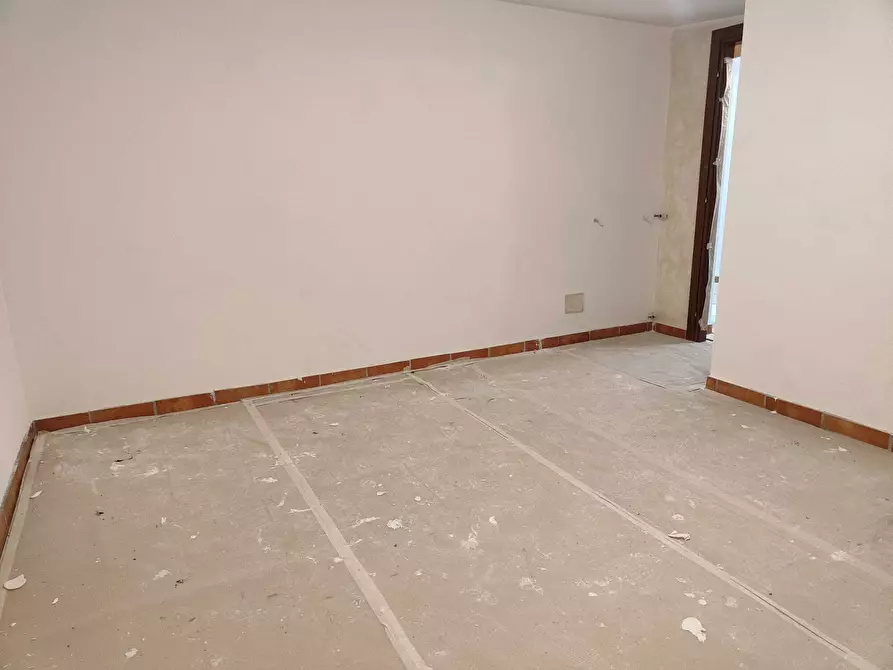 Immagine 26 di Trilocale in vendita  in via giuseppe garibaldi 25 a Guidonia Montecelio