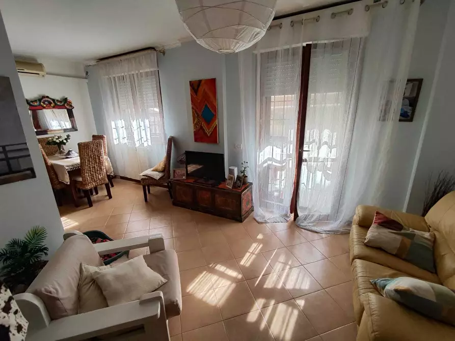 Immagine 14 di Trilocale in vendita  in Via Giuseppe Garibaldi 208 a Guidonia Montecelio