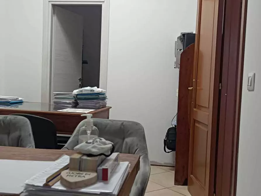 Immagine 3 di Locale commerciale in vendita  a Alghero