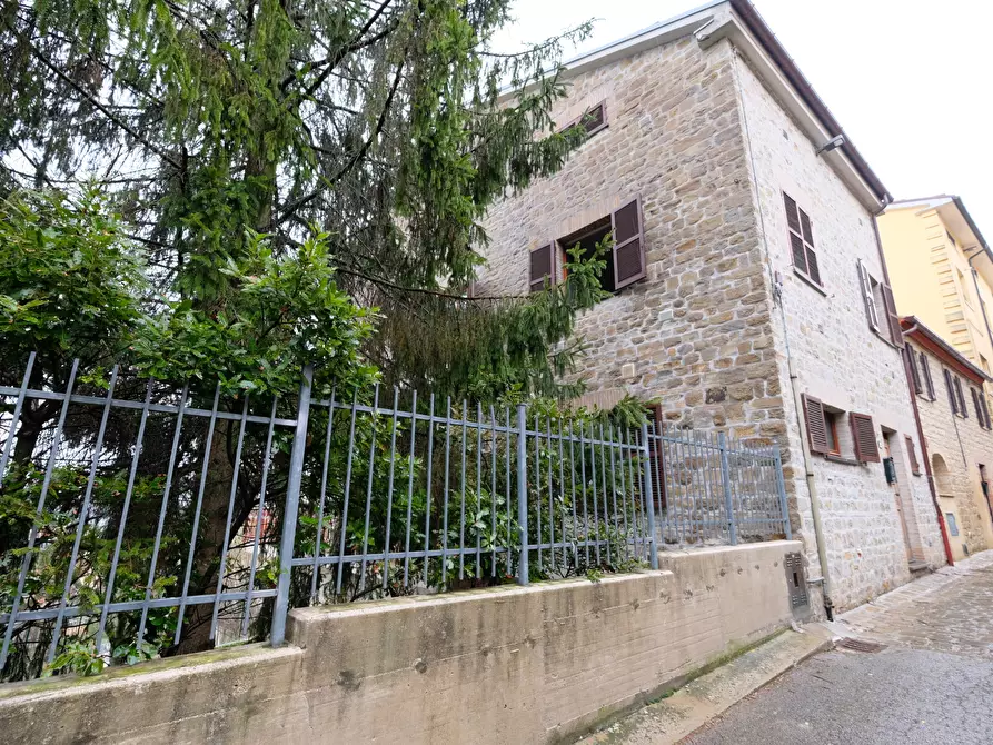 Immagine 4 di Palazzo in vendita  in Via Mattia Capponi 46 a Cupramontana