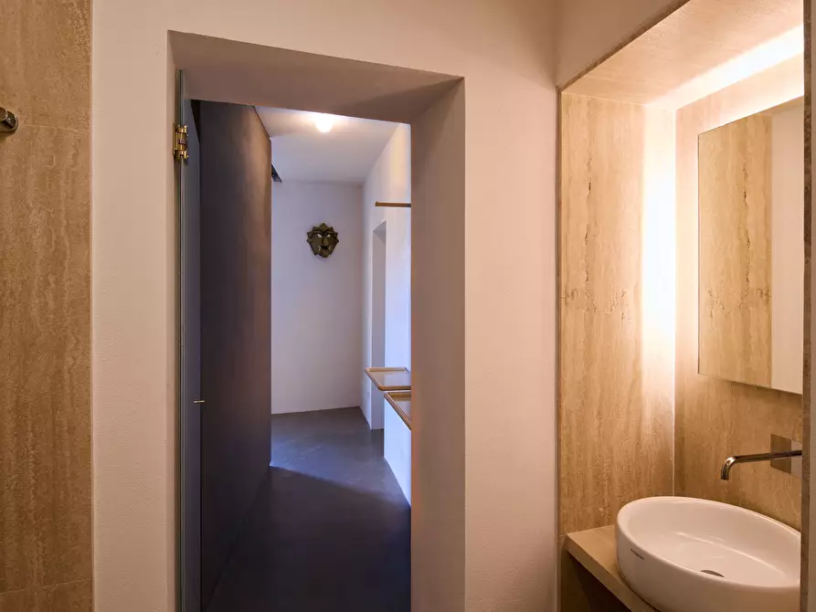 Immagine 13 di Appartamento in vendita  in Via Dione 71 a Siracusa