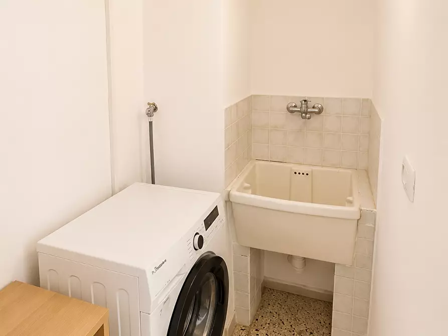 Immagine 20 di Appartamento in vendita  in Via Bacchilide 13 a Siracusa