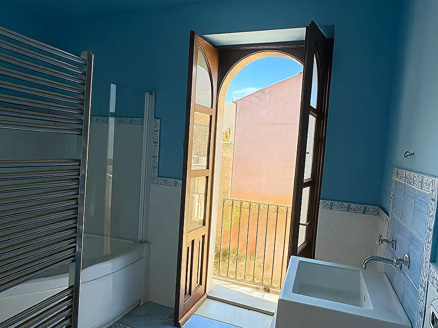 Immagine 25 di Appartamento in vendita  in GIA BATTISTA ALAGONA 5 a Siracusa