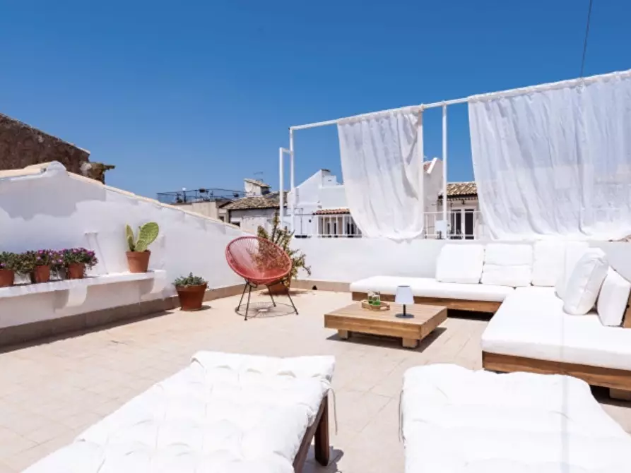 Immagine 3 di Appartamento in vendita  in VIA GEMMELLARO 23 a Siracusa