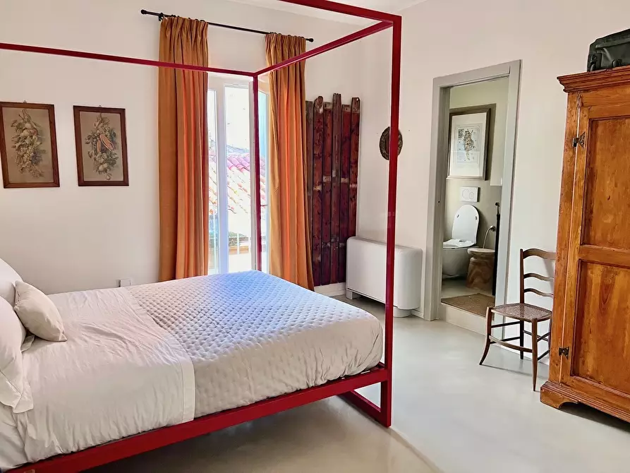 Immagine 12 di Appartamento in vendita  in VIA GEMMELLARO 23 a Siracusa