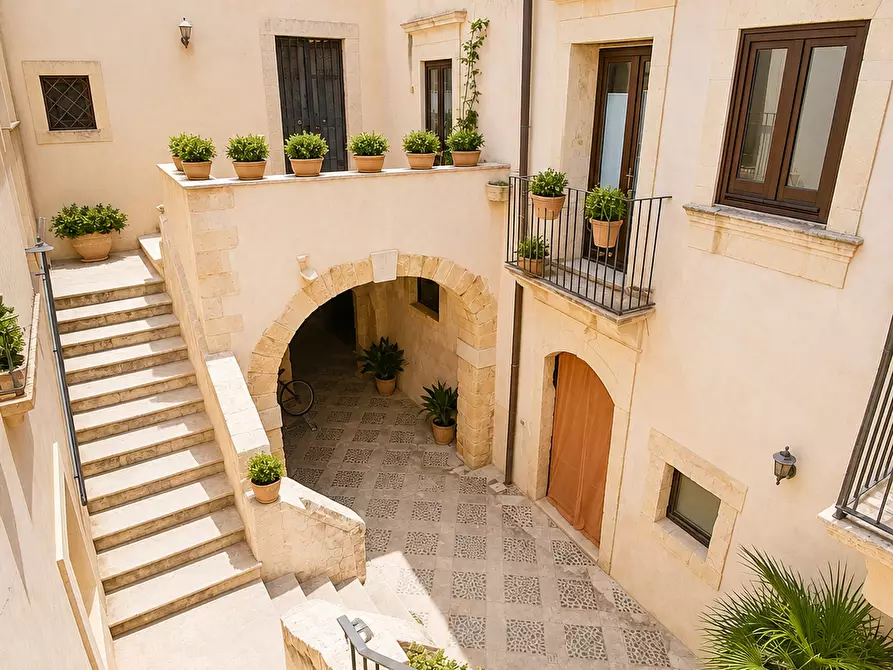 Immagine 1 di Appartamento in vendita  in Via G.B. Alagona a Siracusa