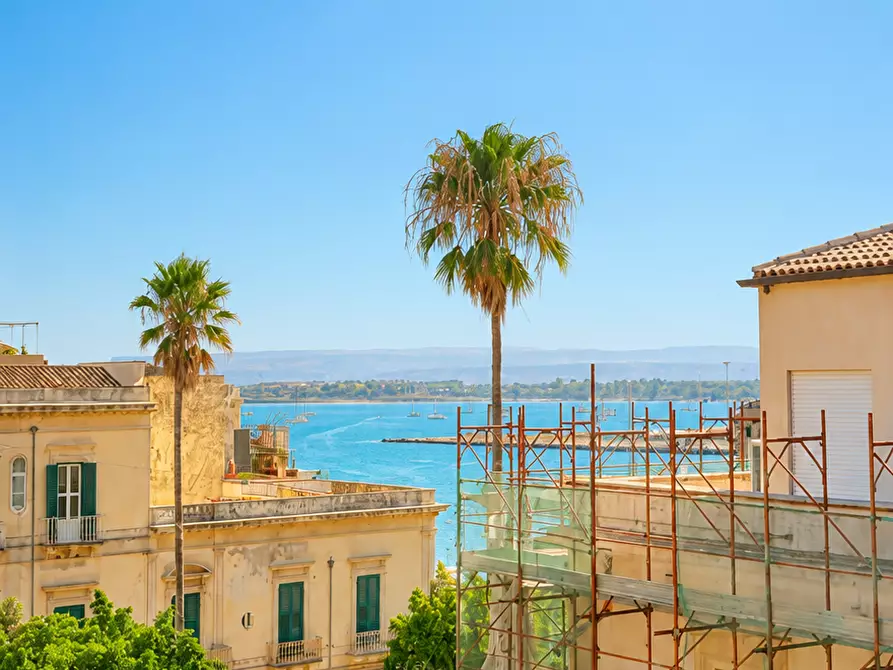 Immagine 41 di Appartamento in vendita  in Via Trieste 12 a Siracusa