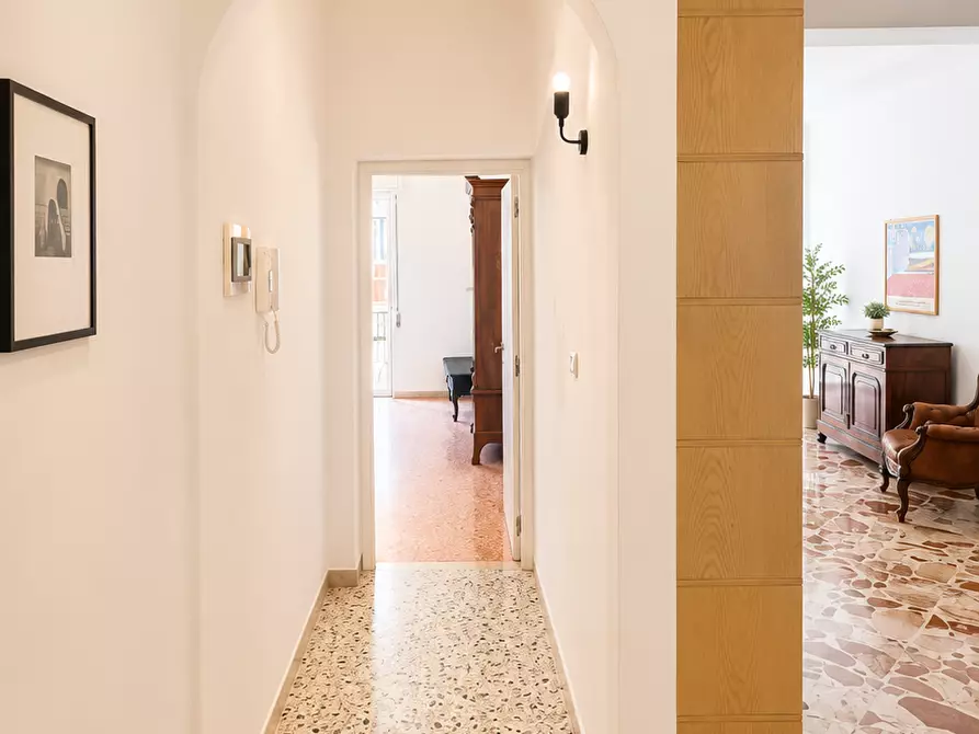 Immagine 4 di Appartamento in vendita  in Via Bacchilide 13 a Siracusa