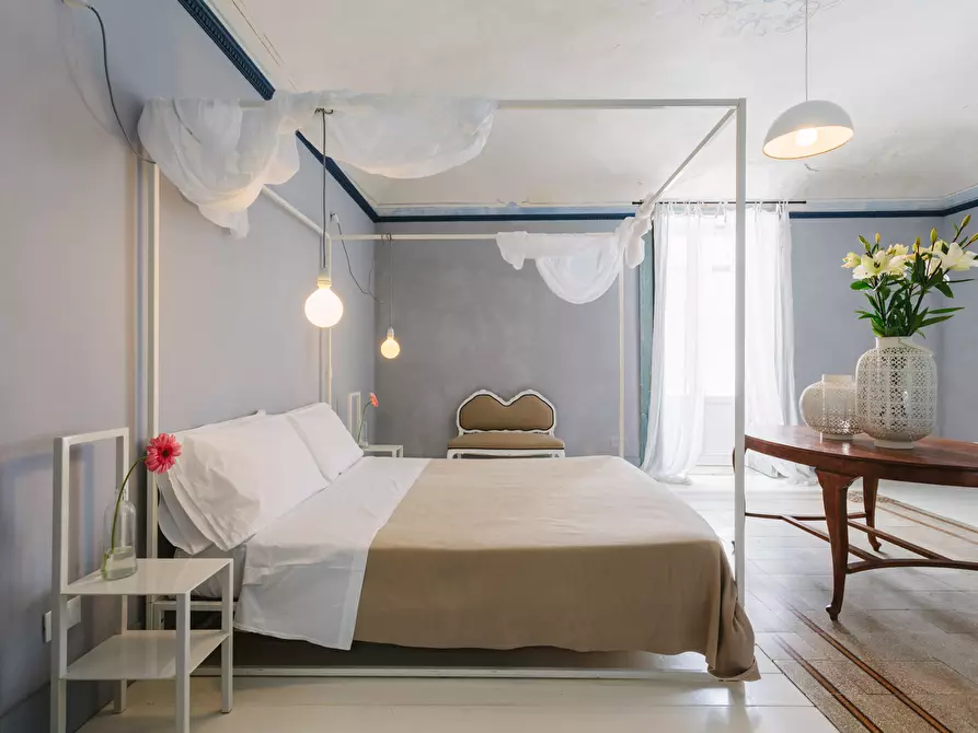 Immagine 11 di Appartamento in vendita  in VIA VITTORIO VENETO 167 a Siracusa