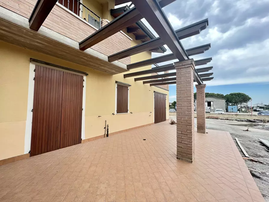 Immagine 15 di Porzione di casa in vendita  in via del Confine 3532 a Cesena