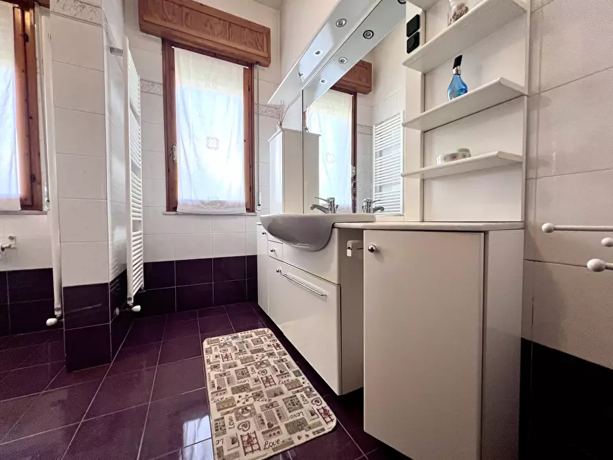 Immagine 30 di Casa indipendente in vendita  in Via Villani a Longiano