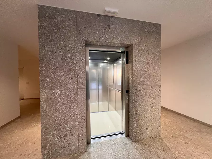 Immagine 53 di Trilocale in vendita  in via dei tulippani a Cervia