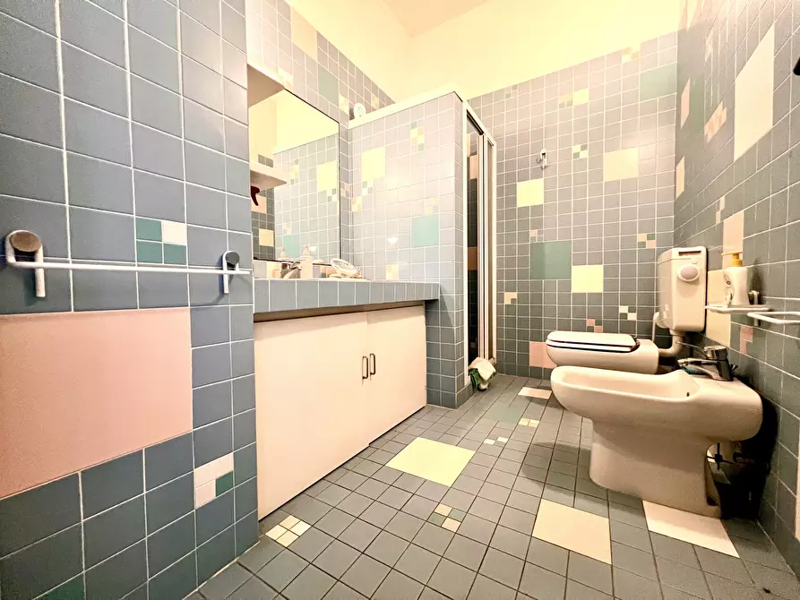 Immagine 23 di Trilocale in vendita  in Viale Trento 38 a Cesenatico