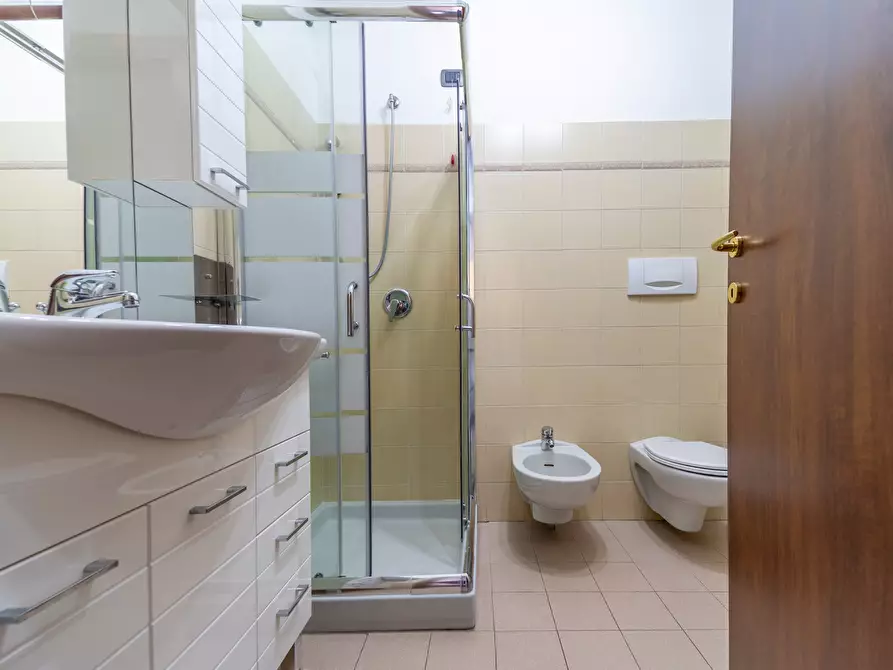 Immagine 18 di Bilocale in affitto  in Via A. M. Pesenti 3 a Parma