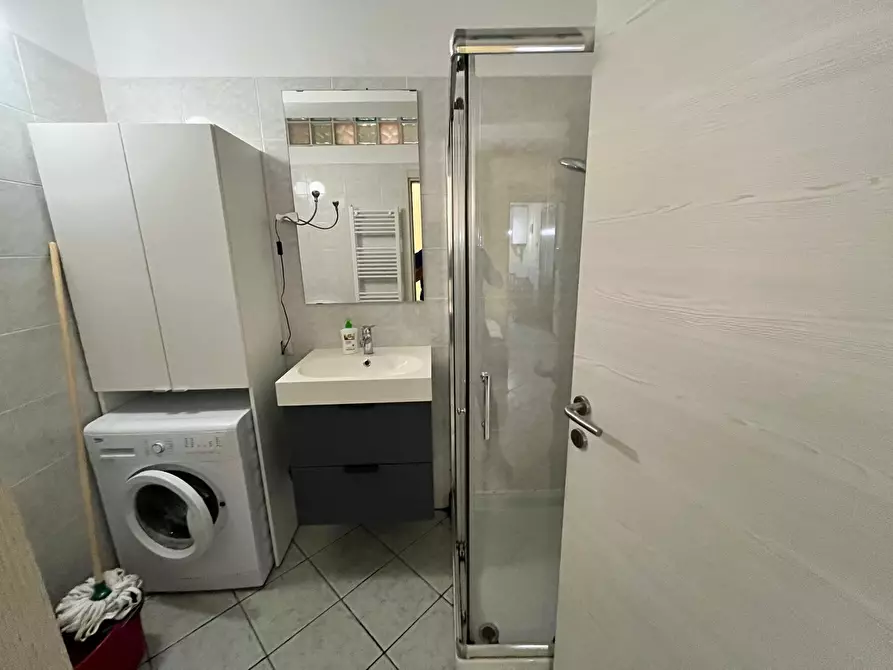 Immagine 12 di Bilocale in affitto  in Borgo delle Colonne 36 a Parma