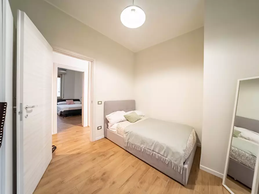 Immagine 7 di Pentalocale in vendita  in borgo basini 3 a Parma