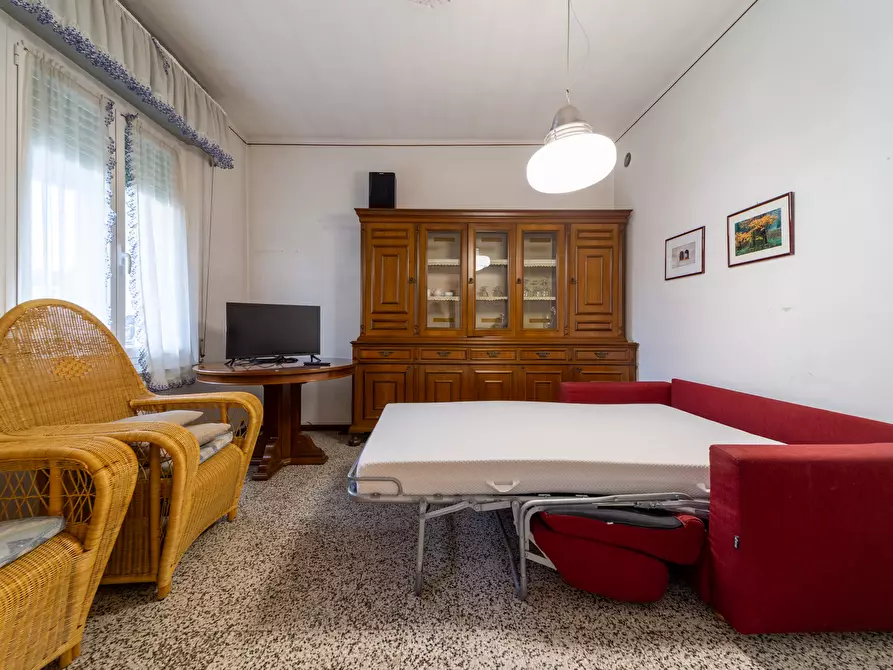 Immagine 17 di Porzione di casa in affitto  in Via Alghero 4 a Parma