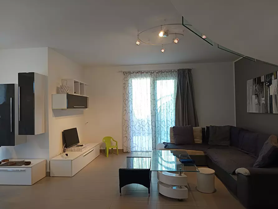 Immagine 39 di Villetta a schiera in vendita  a Castellammare Del Golfo