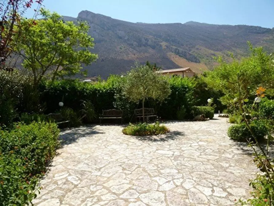Immagine 81 di Villa in vendita  a Castellammare Del Golfo