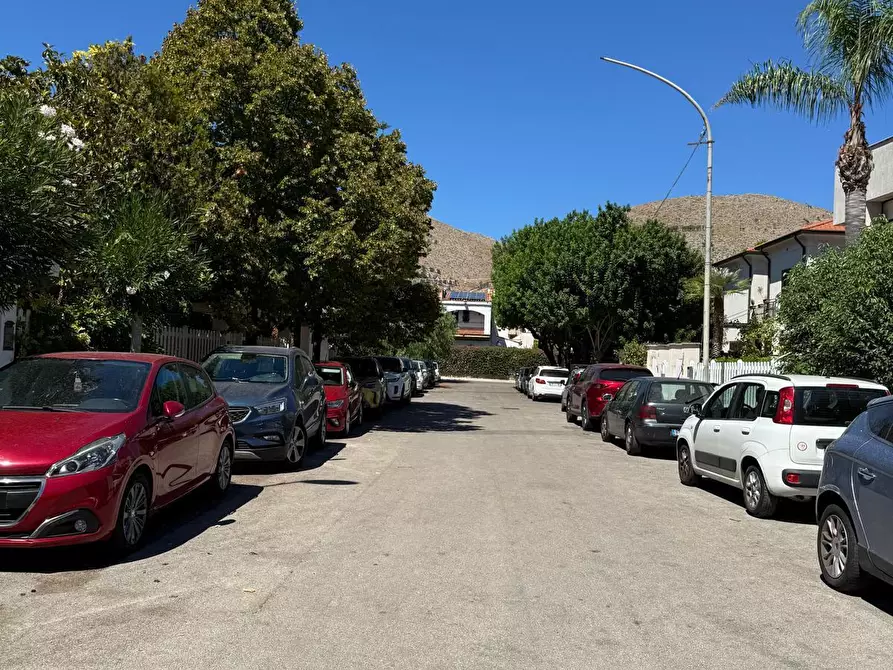 Immagine 29 di Villetta a schiera in vendita  in VIA ADONE 9 a Palermo