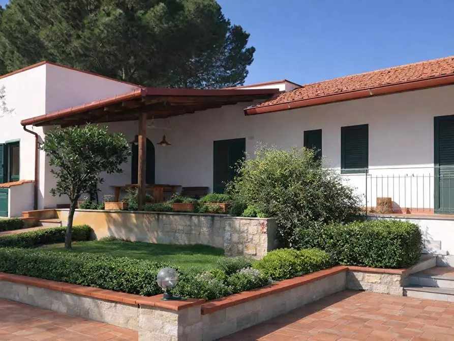 Immagine 1 di Villa in vendita  a Trabia