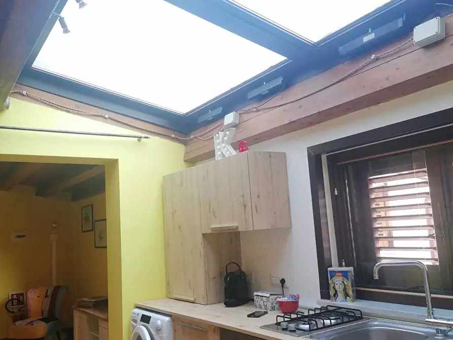 Immagine 46 di Trilocale in vendita  a Palermo