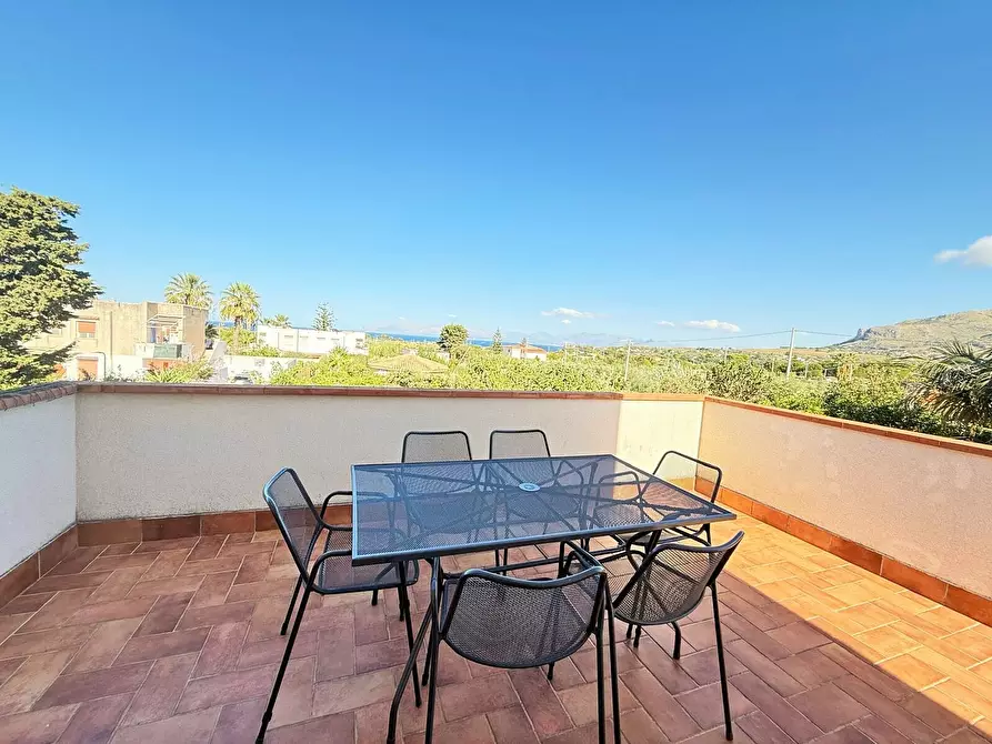 Immagine 9 di Villetta a schiera in vendita  a Castellammare Del Golfo