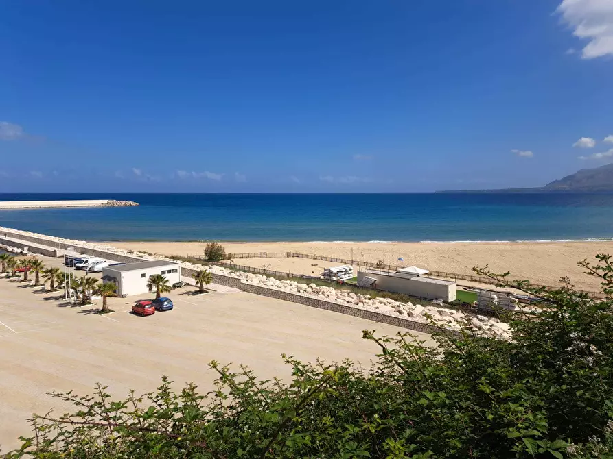 Immagine 33 di Trilocale in vendita  a Balestrate