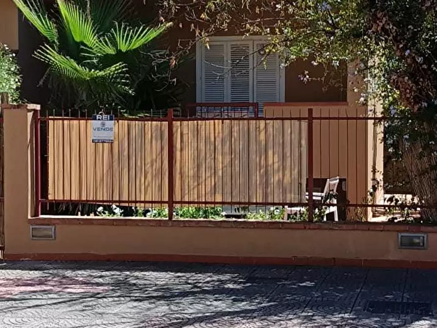 Immagine 18 di Villetta a schiera in vendita  in VIA ADONE 9 a Palermo