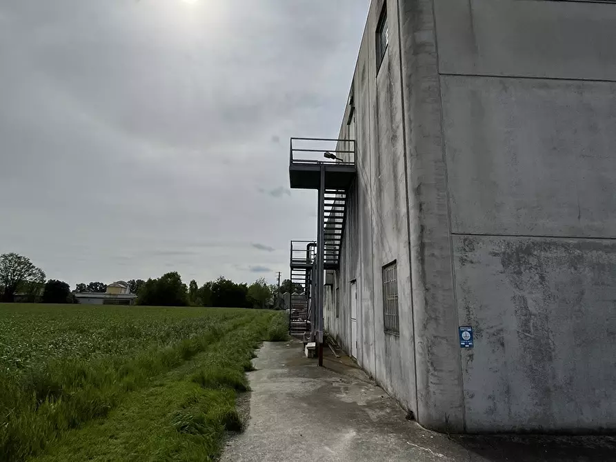 Immagine 17 di Capannone industriale in vendita  in Via Einstein 6 a Villanterio