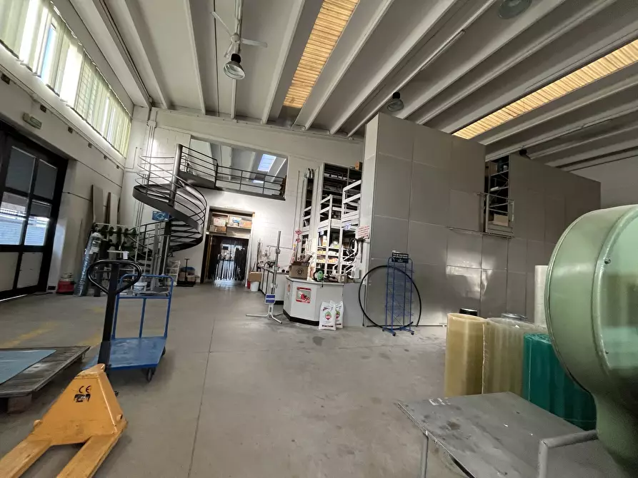 Immagine 5 di Capannone industriale in vendita  in Via dei Mandorli, 5 a San Colombano Al Lambro